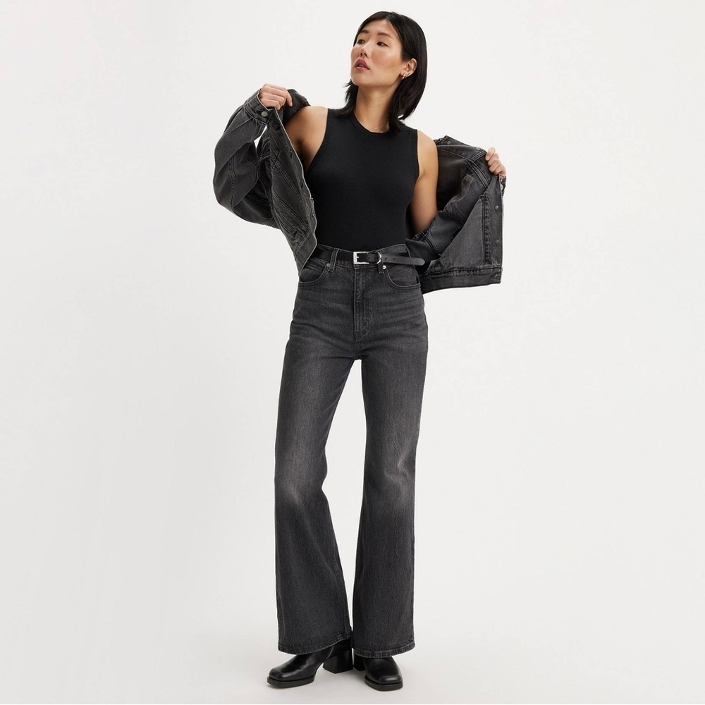 Levi’s premium denim the 70s high flare jeans black size 31
